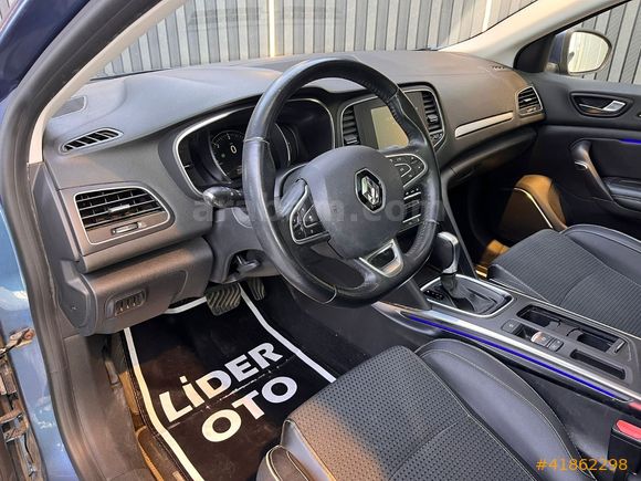 HATASIZ 2016 MODEL MEGANE HB 1.5 DCİ 110 HP ICON CAM TAVAN