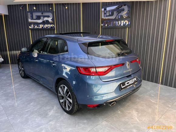 HATASIZ 2016 MODEL MEGANE HB 1.5 DCİ 110 HP ICON CAM TAVAN