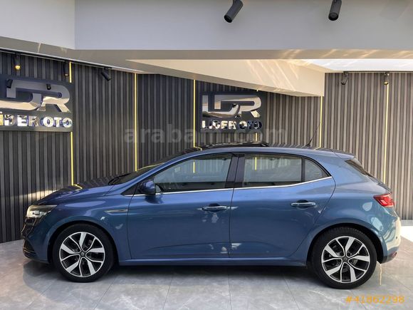 HATASIZ 2016 MODEL MEGANE HB 1.5 DCİ 110 HP ICON CAM TAVAN
