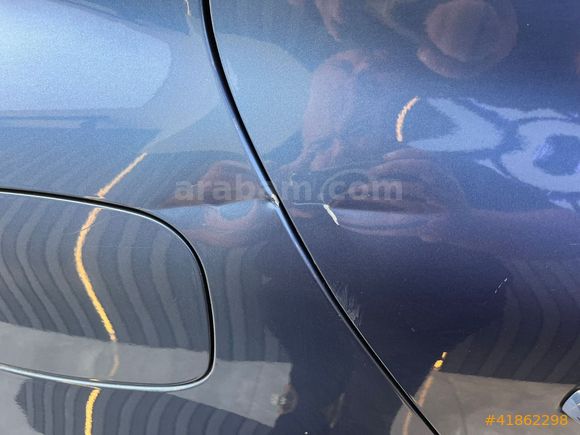 HATASIZ 2016 MODEL MEGANE HB 1.5 DCİ 110 HP ICON CAM TAVAN