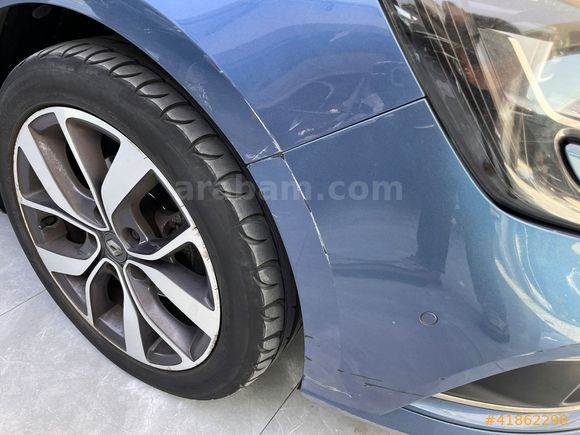 HATASIZ 2016 MODEL MEGANE HB 1.5 DCİ 110 HP ICON CAM TAVAN