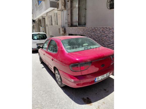 Sahibinden Renault Megane 2.0 RXE 1998 Model