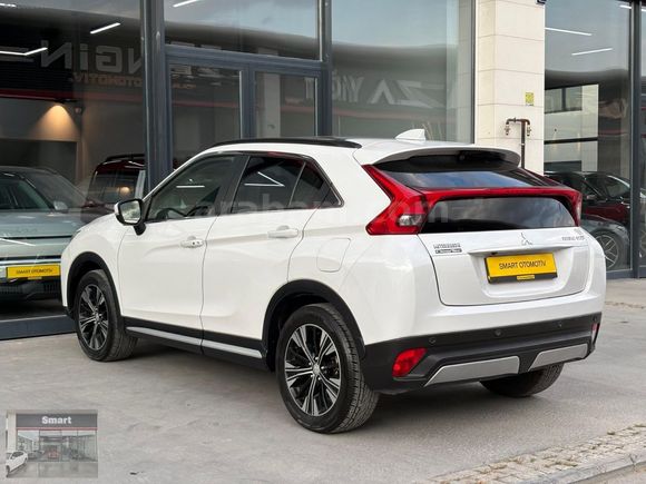 2018 ECLİPSE CROSS 4WD İNTENSE PLUS *CAM TAVAN*HEAD UP*TOUCHPAD*