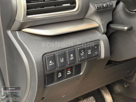 2018 ECLİPSE CROSS 4WD İNTENSE PLUS *CAM TAVAN*HEAD UP*TOUCHPAD*