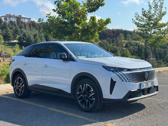 Sahibinden Peugeot 3008 1.2 Hybrid Allure 2025 Model  15.800 km Beyaz