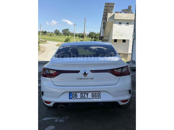 Sahibinden Renault Megane 1.5 Blue DCI Touch 2020 Model 