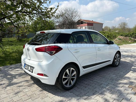 2015 HATASIZ BOYASIZ 82 BİNDE ELİTE i20