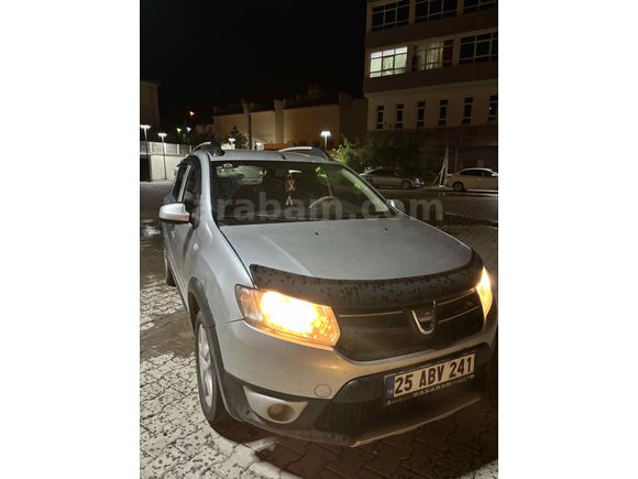 Sahibinden Dacia Sandero 1.5 dCi Stepway 2015 Model 