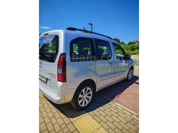 Peugeot Partner 1.6 HDI Active 2015 Model