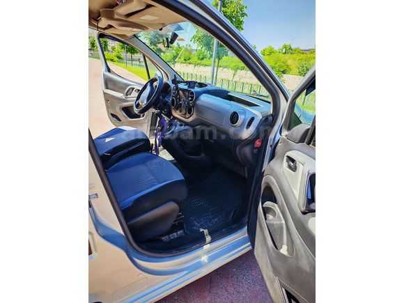 Peugeot Partner 1.6 HDI Active 2015 Model
