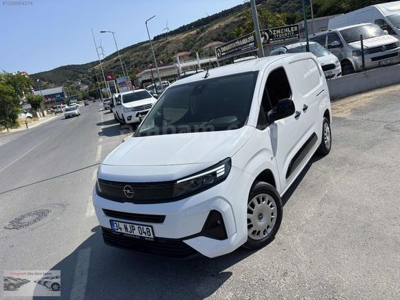 ÖZMENLER'DEN 2025 OPEL COMBO 1.5D ULTİMATE XL PRO EKRAN HATASIZ