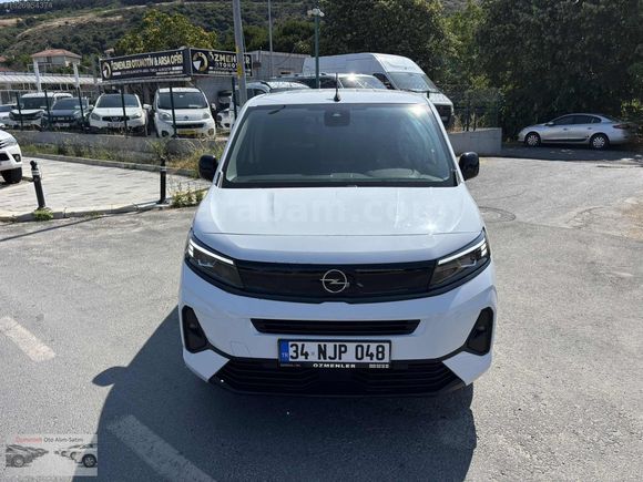 ÖZMENLER'DEN 2025 OPEL COMBO 1.5D ULTİMATE XL PRO EKRAN HATASIZ