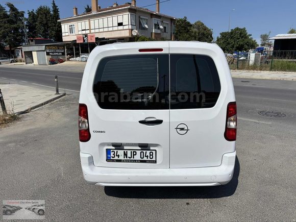 ÖZMENLER'DEN 2025 OPEL COMBO 1.5D ULTİMATE XL PRO EKRAN HATASIZ