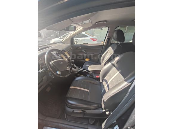 Sahibinden Ford Kuga 2.0 TDCi Titanium 2011 Model