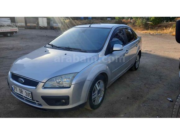 Sahibinden Ford Focus 1.6 Ghia 2006 Model 