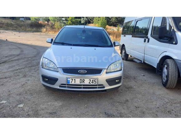 Sahibinden Ford Focus 1.6 Ghia 2006 Model 