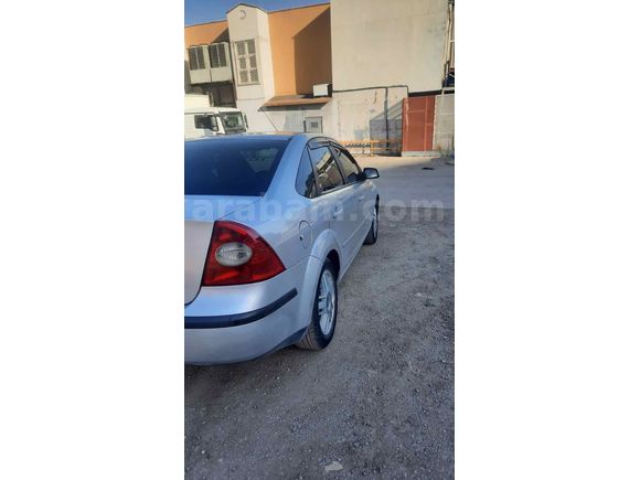 Sahibinden Ford Focus 1.6 Ghia 2006 Model 