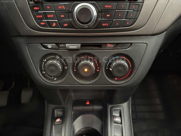 SIFIR1 AUTO'dan DÜŞÜK KM PEUGEOT 301