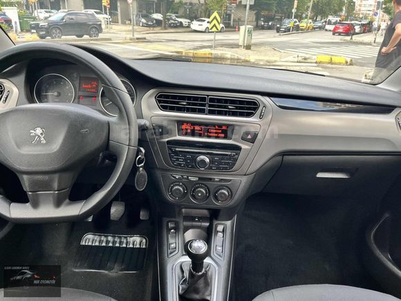 NUR OTODAN ORJİNAL İLK ELDEN 301 ALURE GÜNCEL EKSPER MEVCUT