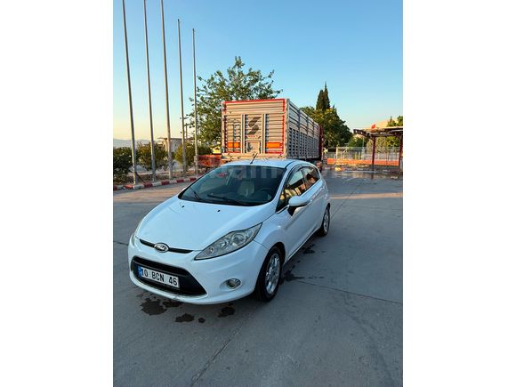 Sahibinden Ford Fiesta 1.4 Titanium 2012 Model 