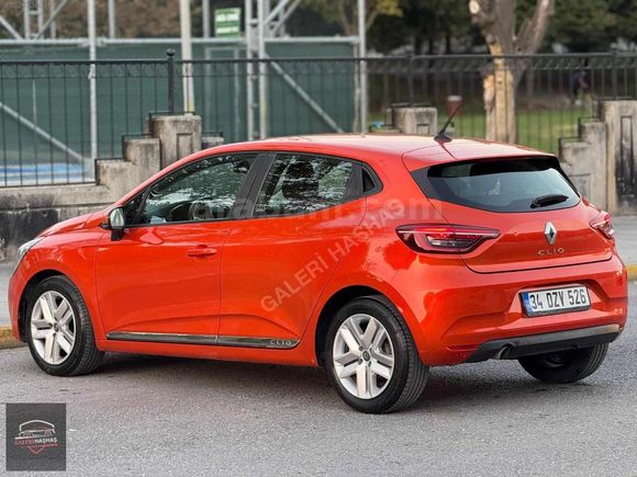 GALERİ HAŞHAŞ CLIO 1.3 TCE TOUCH 126 BİN KM DEĞİŞENSİZ