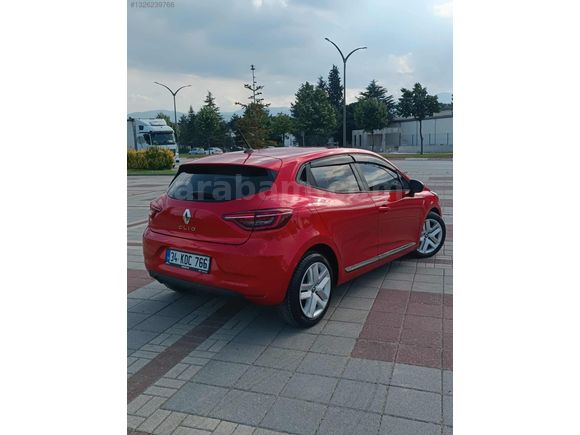 ÖZÇEVİK OTOMOTİV'DEN HATASIZ BOYASIZ 1.3 CLİO