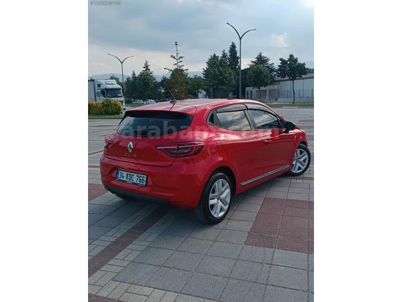ÖZÇEVİK OTOMOTİV'DEN HATASIZ BOYASIZ 1.3 CLİO