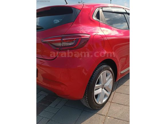 ÖZÇEVİK OTOMOTİV'DEN HATASIZ BOYASIZ 1.3 CLİO