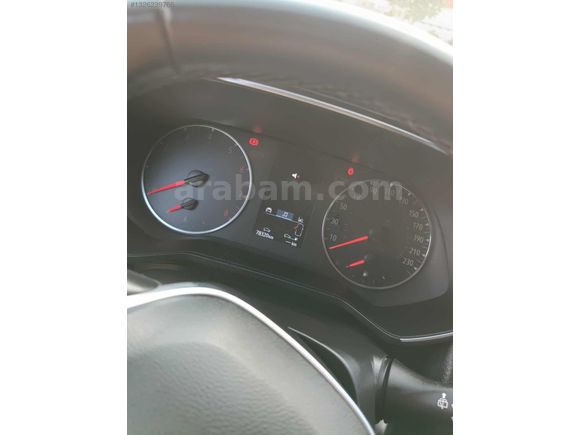 ÖZÇEVİK OTOMOTİV'DEN HATASIZ BOYASIZ 1.3 CLİO