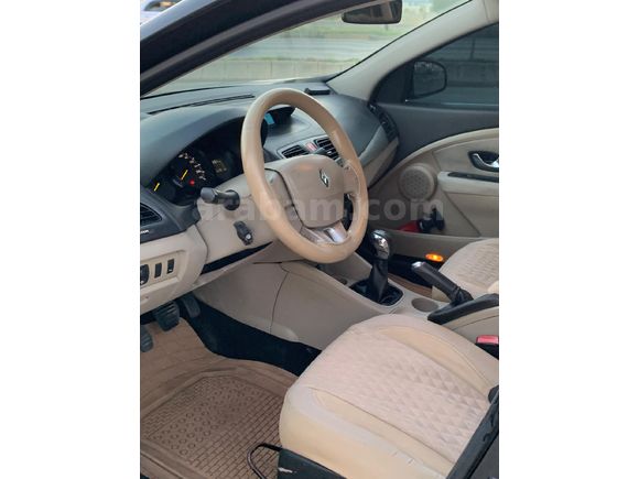 MEMURDAN SATILIK  FLUENCE 1.5 EXTREME