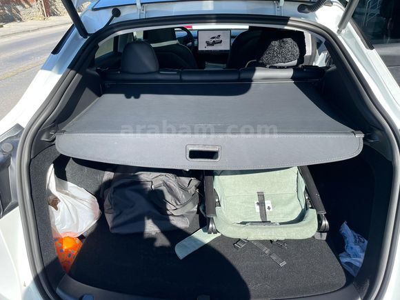 Sahibinden Tesla Model Y Standart (Juniper) 2024 Model 