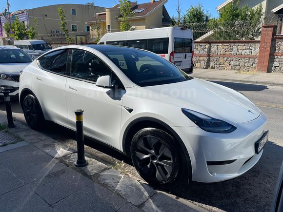 Sahibinden Tesla Model Y Standart (Juniper) 2024 Model 