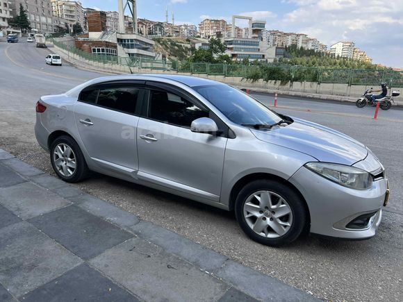 BMF MOTOR-S DAN 2012 MODEL MANUEL 1.5 DCI BUSİNESS FLUENCE