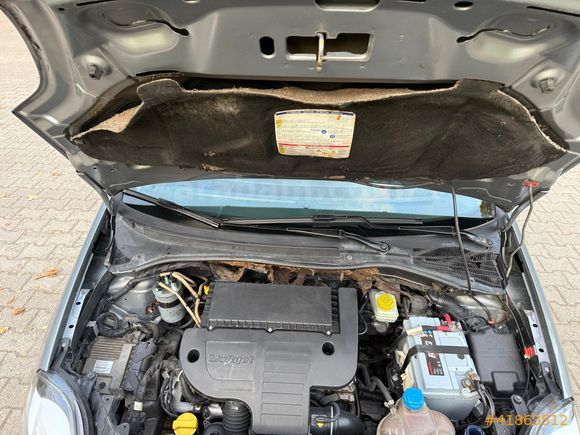 FİAT PUNTO EVO 1.3 DİZEL DYNAMİC FULL