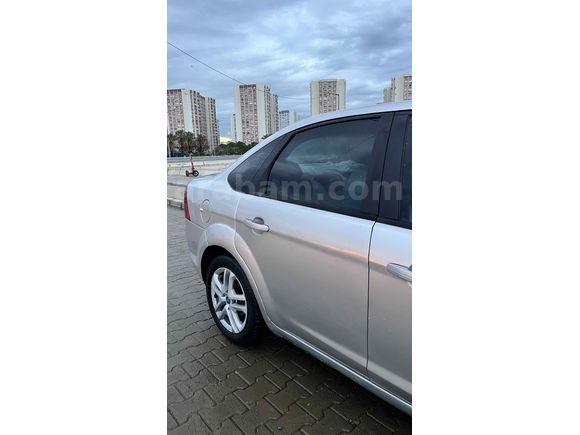 Sahibinden Ford Focus 1.6 TDCi Trend 2010 Model 