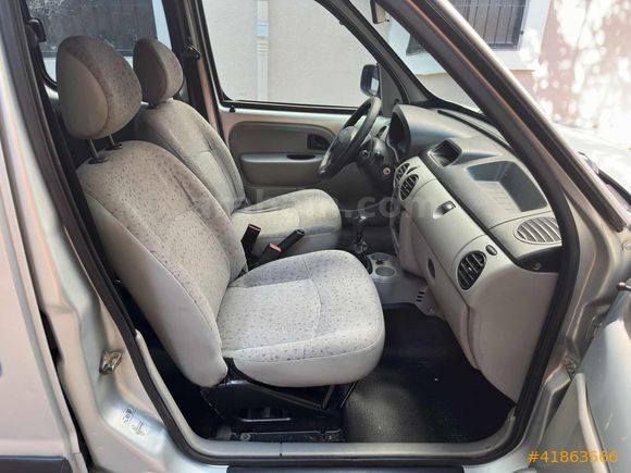 2005 MODEL KANGO 1.5 DİZEL KLİMALI ÇİFT SÜRGÜLÜ SORUNSUZ
