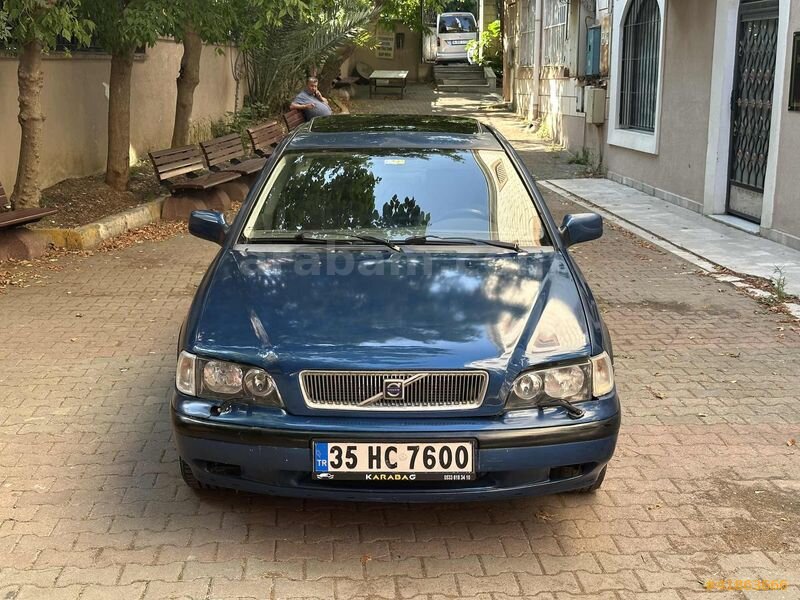 Galeriden Volvo S40 2.0 T 2000 Model İstanbul 435.000 km Lacivert