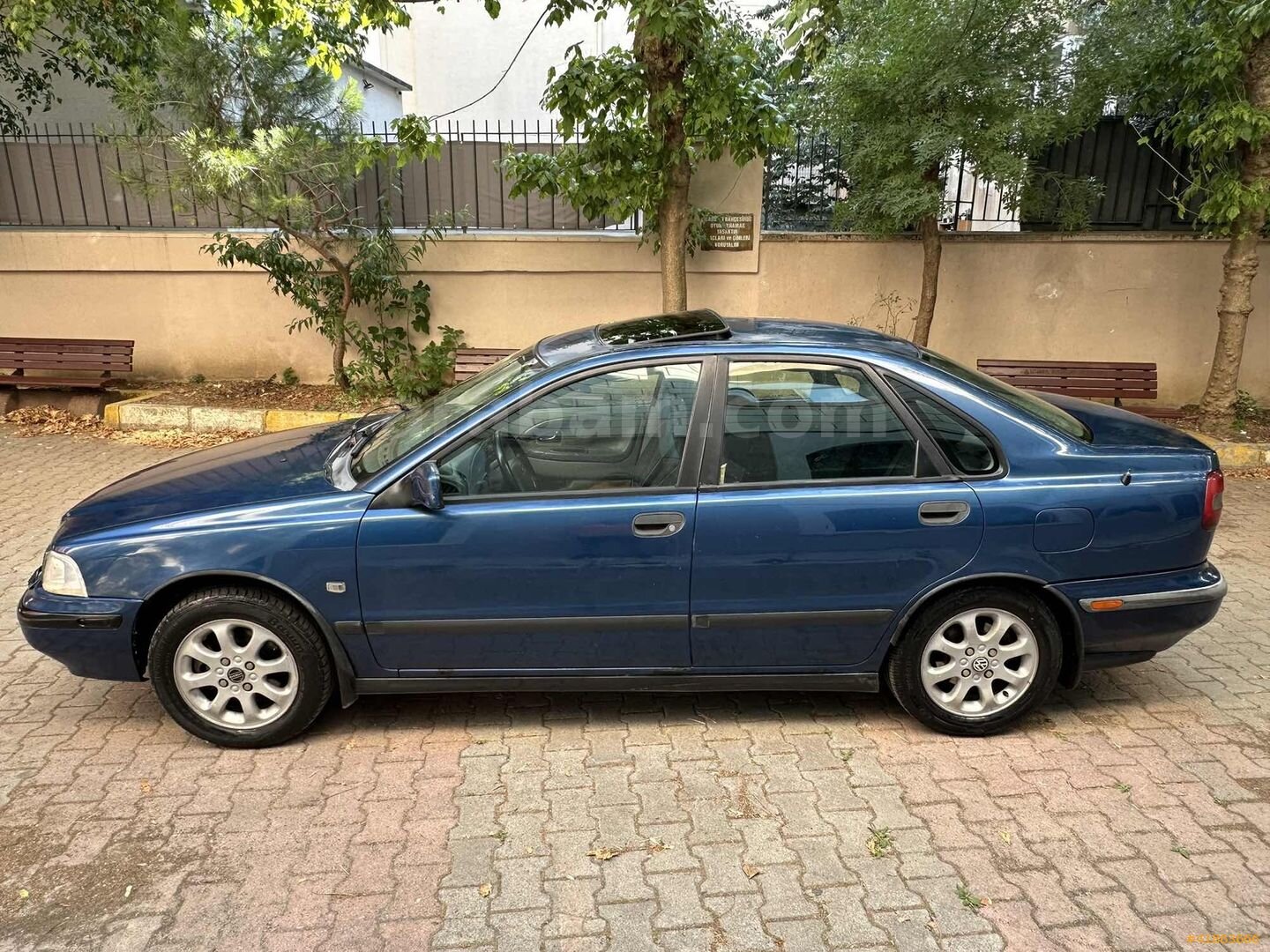 Galeriden Volvo S40 2.0 T 2000 Model İstanbul 435.000 km Lacivert 4