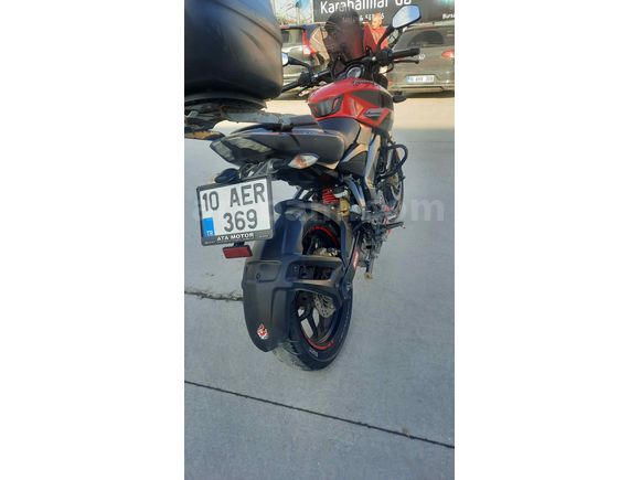 BAJAJ PULSAR 200 NS ABS 