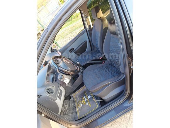 Sahibinden Renault Clio 1.5 dCi Authentique 2006 Model  287.000 km Siyah