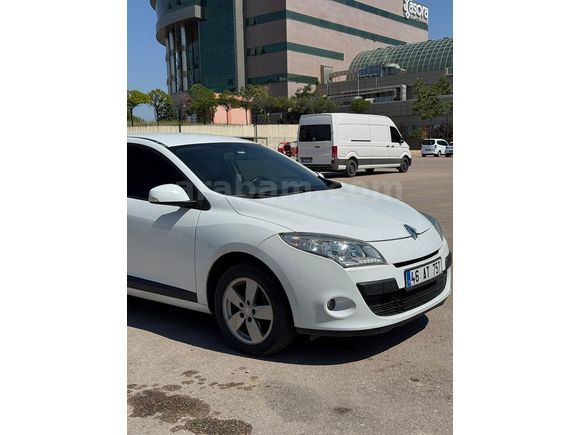 Sahibinden Renault Megane 1.6 Expression 2012 Model 