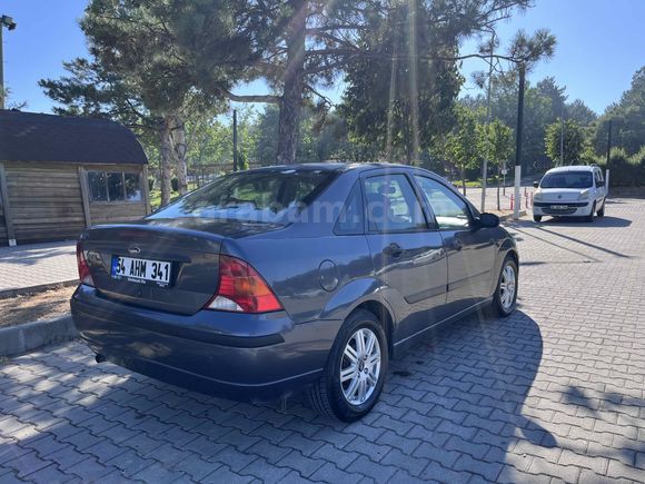 Sahibinden Ford Focus 1.6 Comfort 2004 Model 