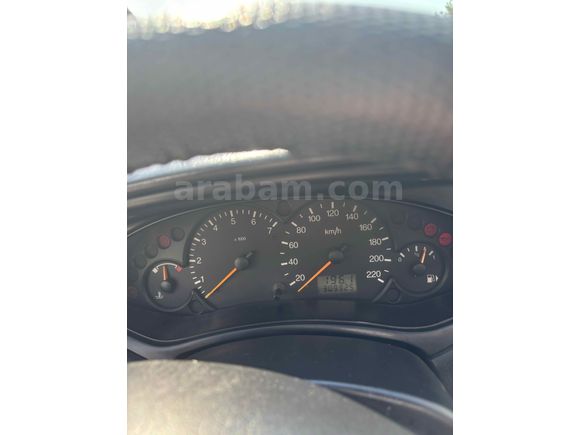 Sunrooflu Sahibinden Ford Focus 1.6 Comfort 2001 Model 