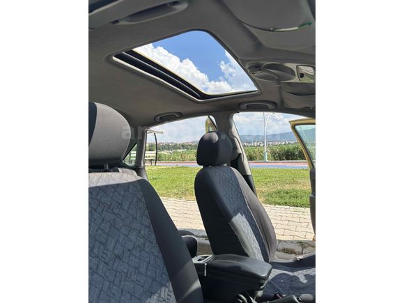 Sunrooflu Sahibinden Ford Focus 1.6 Comfort 2001 Model 