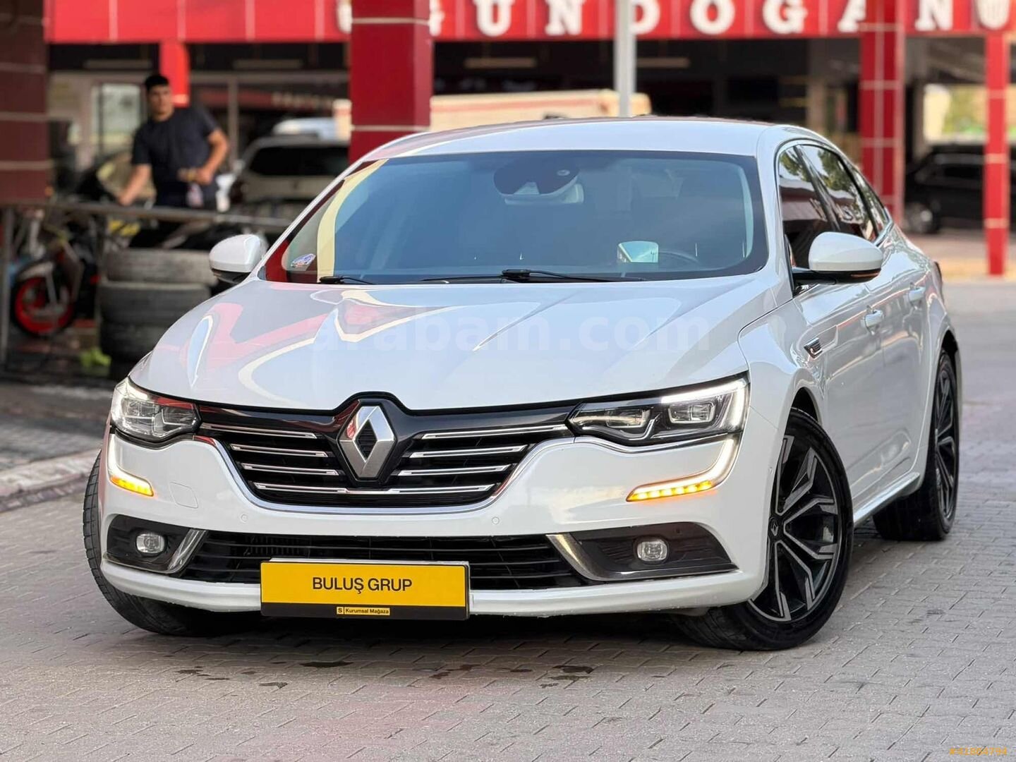 Galeriden Renault Talisman 1.6 dCi Icon 2018 Model Adana 286.000 km Beyaz 4
