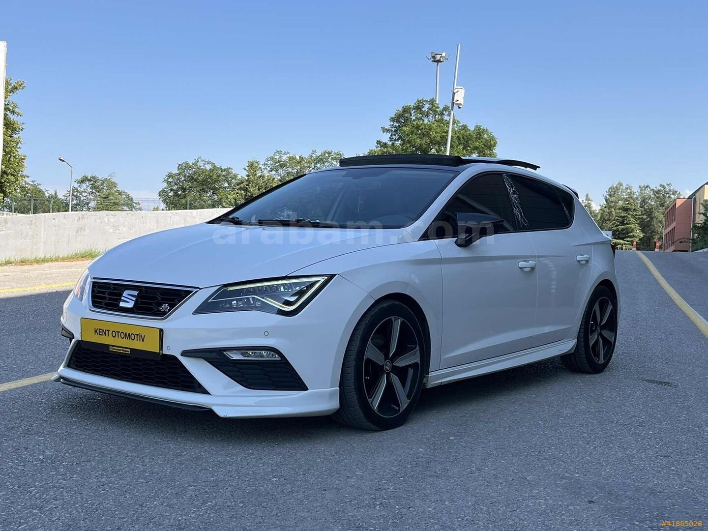 Galeriden Seat Leon 1.4 TSI FR 2018 Model Denizli 117.000 km Beyaz 4