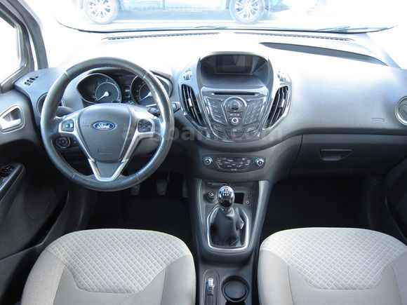 2015  FORD COURIER 1.6  DİZEL TİTANİUM 95 BG