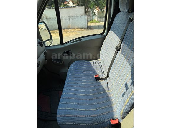 Sahibinden Renault Master 2.5 dCi 12.6 m3 2004 Model 