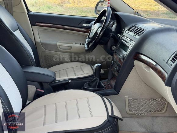 ELİT MOTORS - BAKIMLI TERTEMİZ 2010 SKODA OCTAVIA