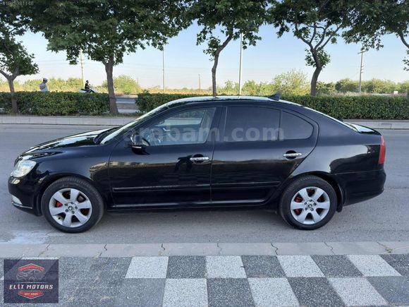 ELİT MOTORS - BAKIMLI TERTEMİZ 2010 SKODA OCTAVIA